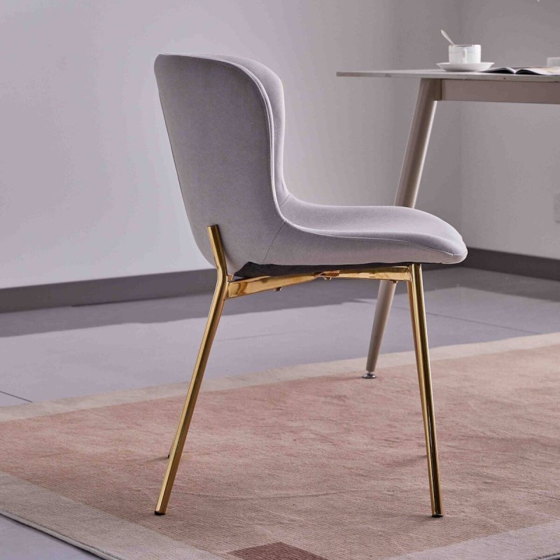 Juego de 4 Sillas con Estructura de Madera Tapizadas en Color Gris Claro y Patas Acabado Dorado - Medidas 50x54x81 cm